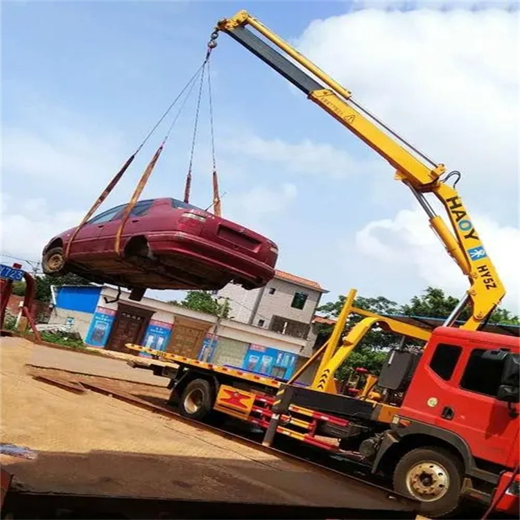 常州金坛吊车吊汽车的正确方法